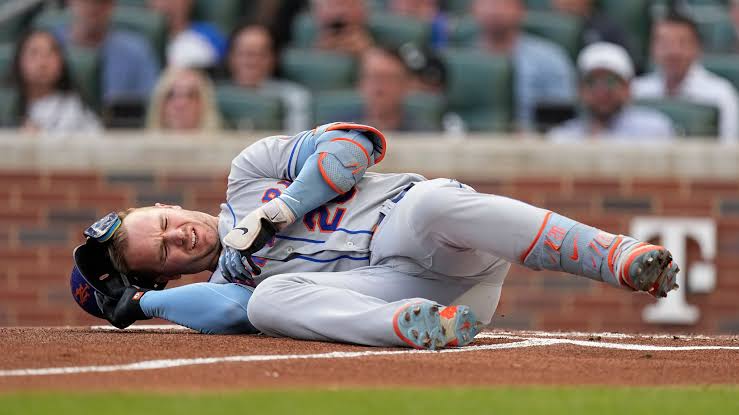 New York Mets first baseman Pete Alonso, one of the most reliable power hitters in Major League Baseball, suffered a concerning arm injury…