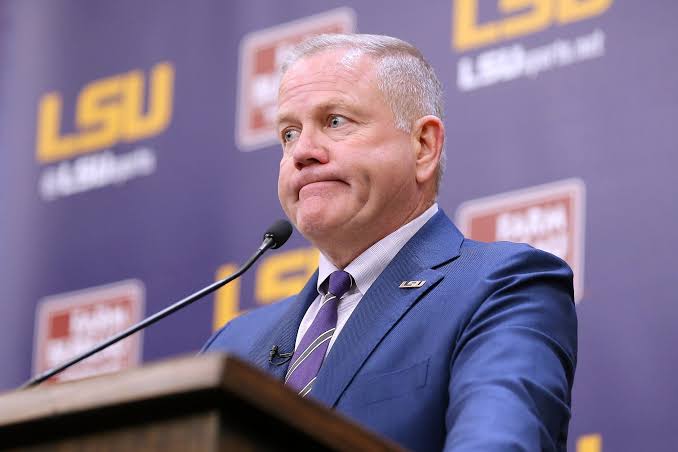 Brian Kelly Shocks the College Football World by Rejecting $25 Million Deal: giving his reason…