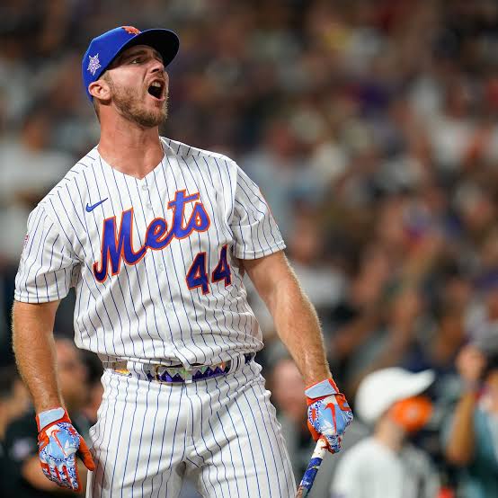 New York Mets slugger Pete Alonso will not be in the lineup for tomorrow’s game, the team announced today. The decision, according to manager Carlos Mendoza,